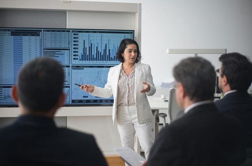 smart enterprise analytics hub